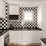 Exclusive | Bairro Alto Feel