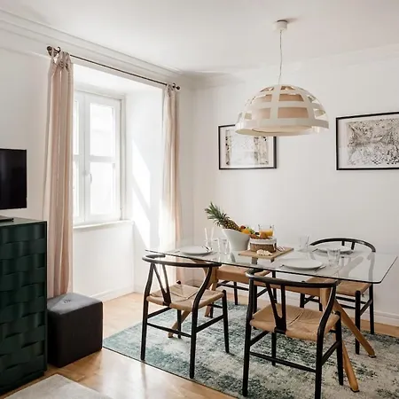 Exclusive | Bairro Alto Feel شقة *